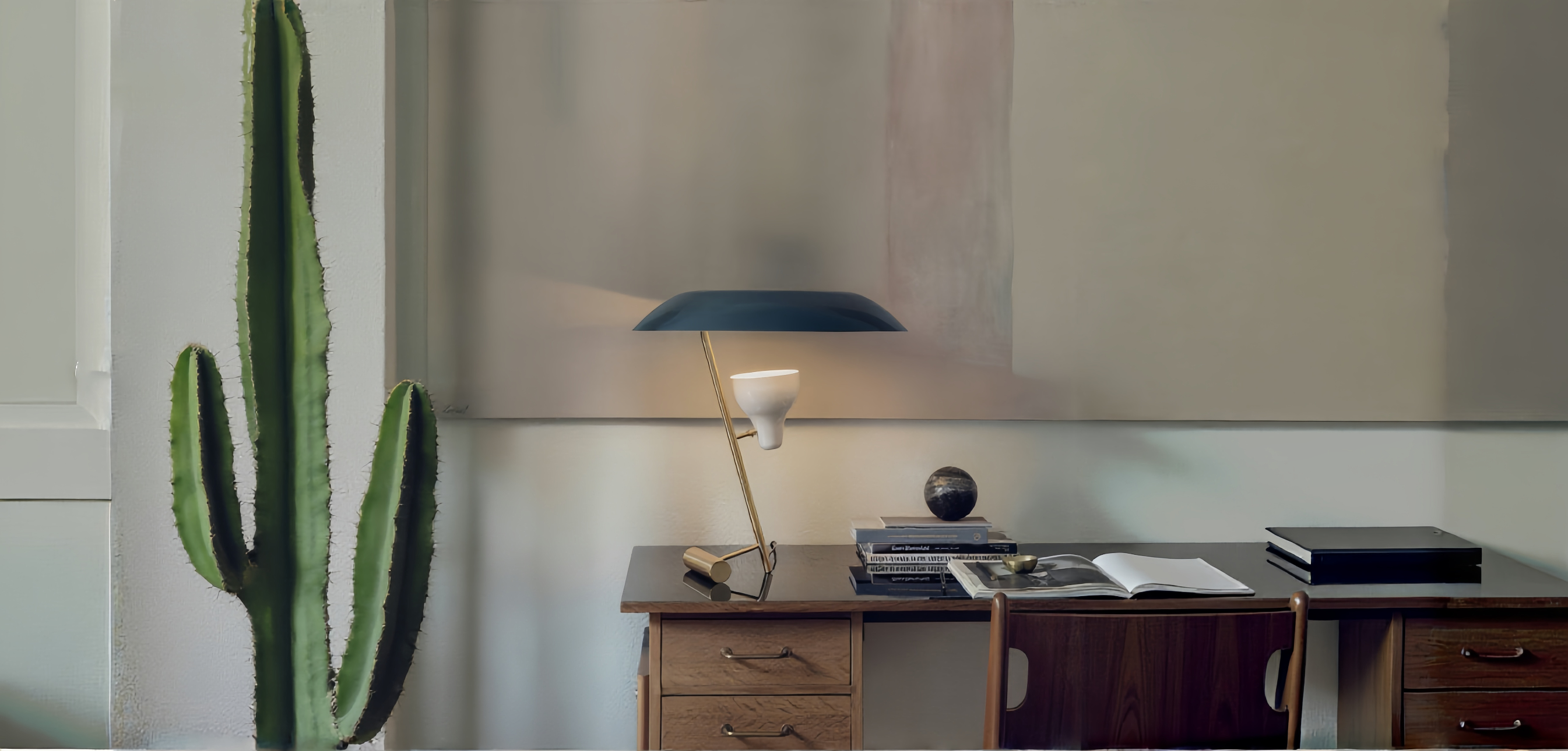 Model 548 Table Lamp