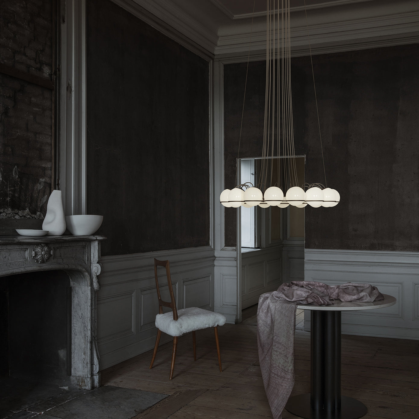 Model 2109 Globe Pendant Light application scene