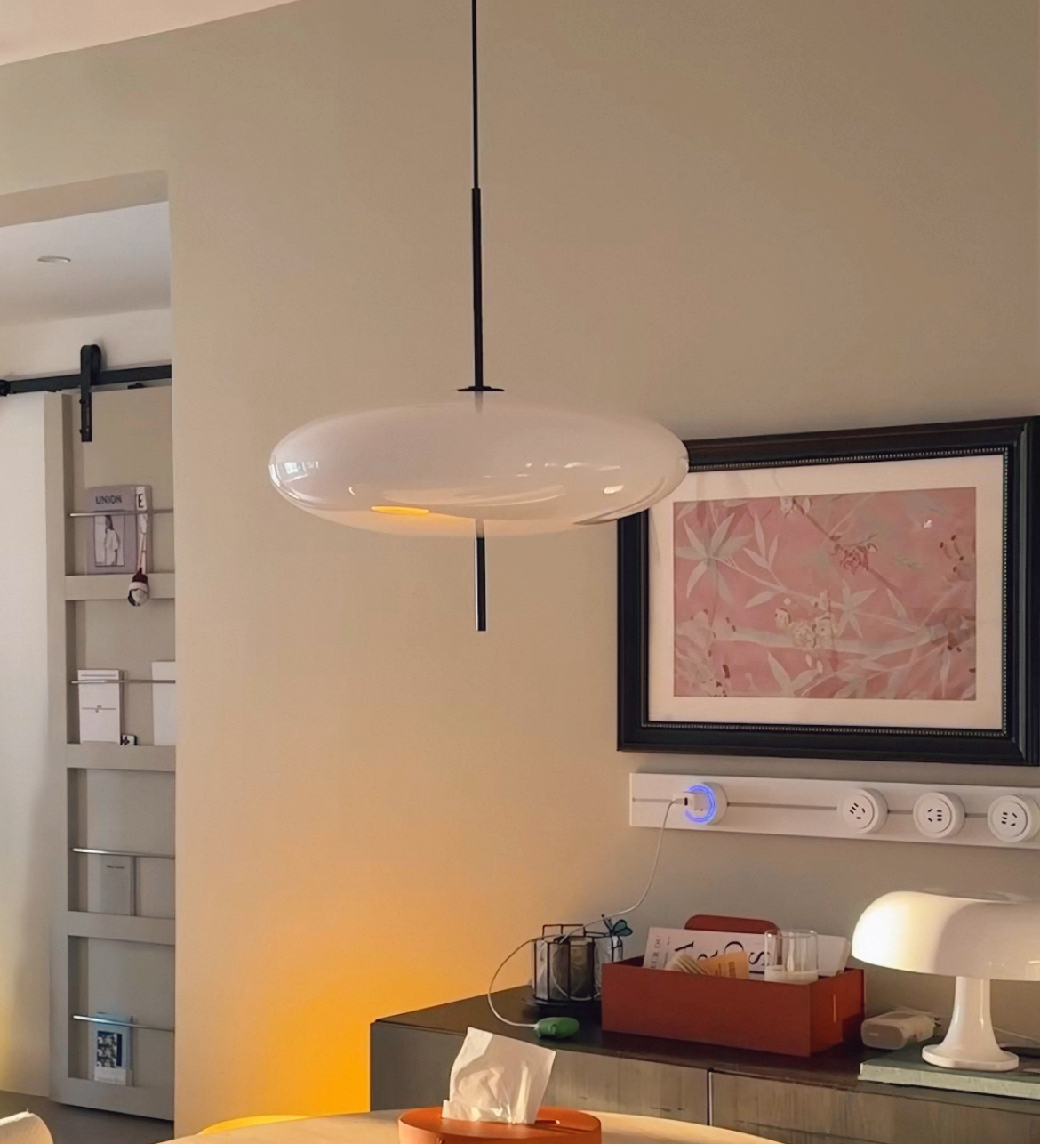 Aplicación de la lámpara colgante LED modelo 2065 escena 2