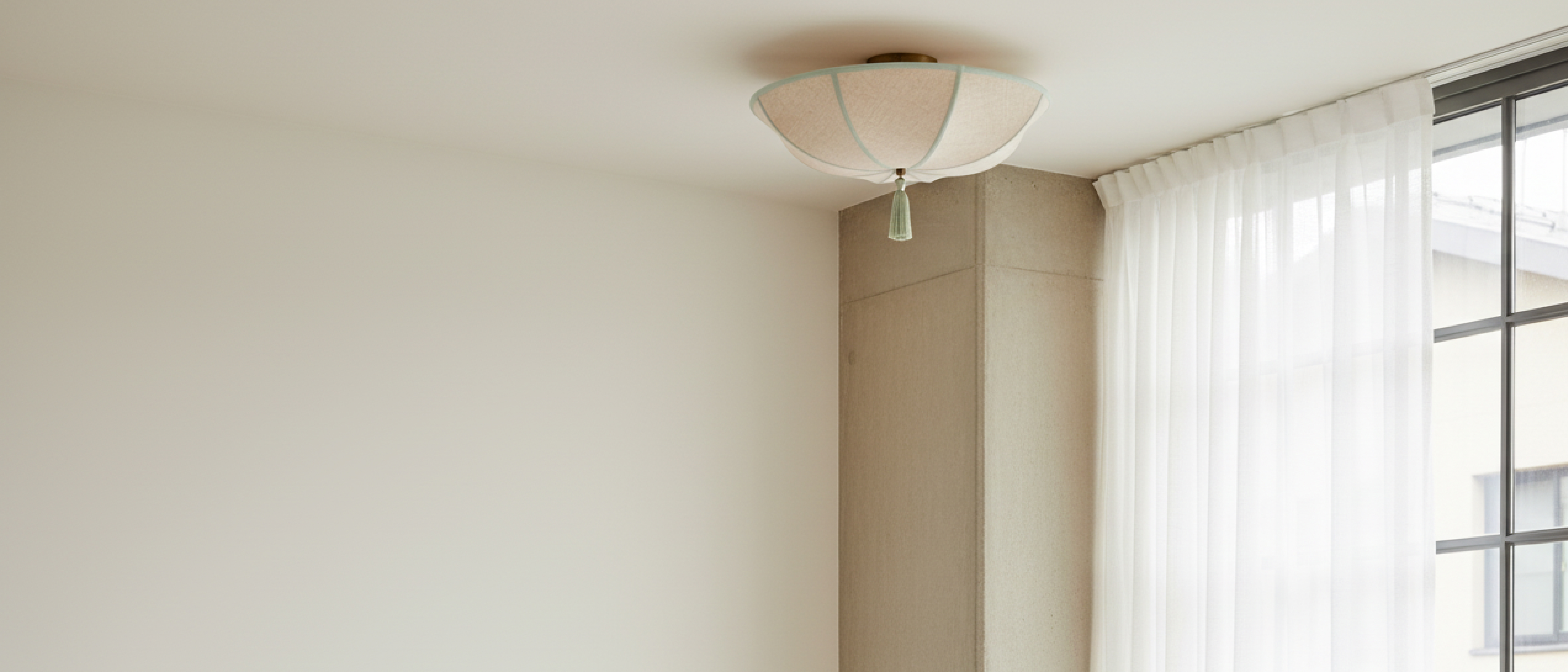 Valoflor floral flush mount ceiling lamp
