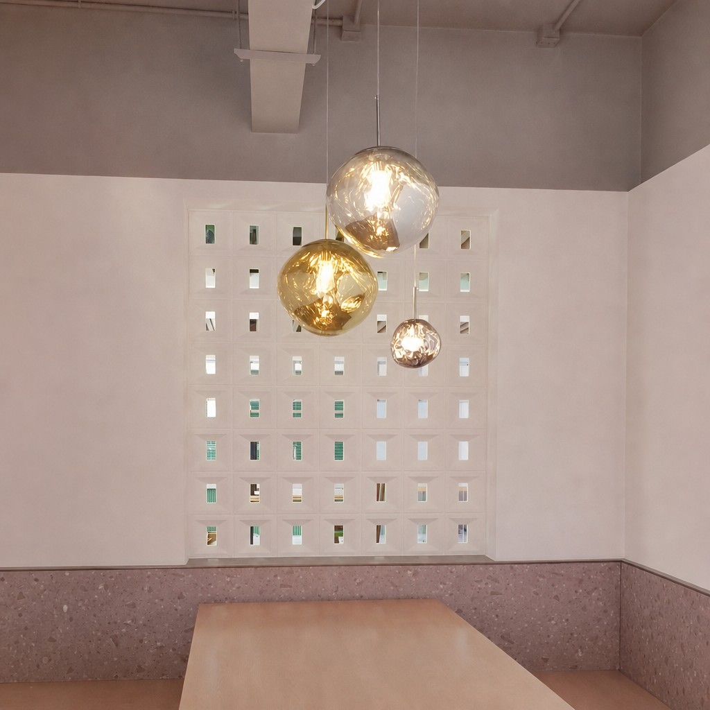 Customer room with gold pendant lights