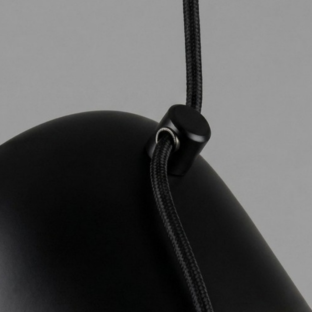 Axiomorna adjustable cable detail