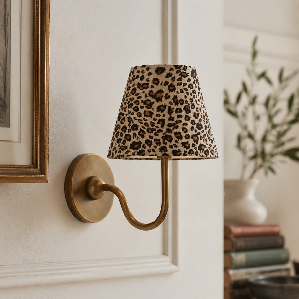 Luvora wall sconce finish option