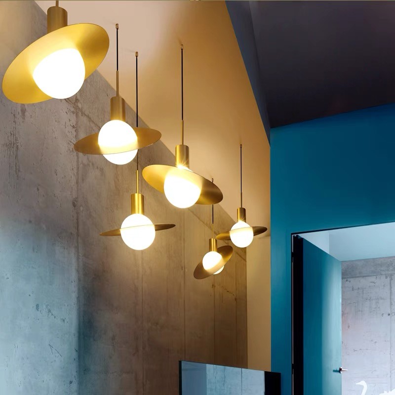 Saturne Pendant Light