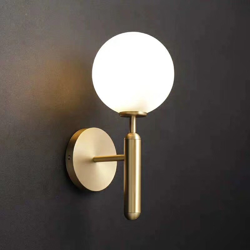 Miira Wall Light