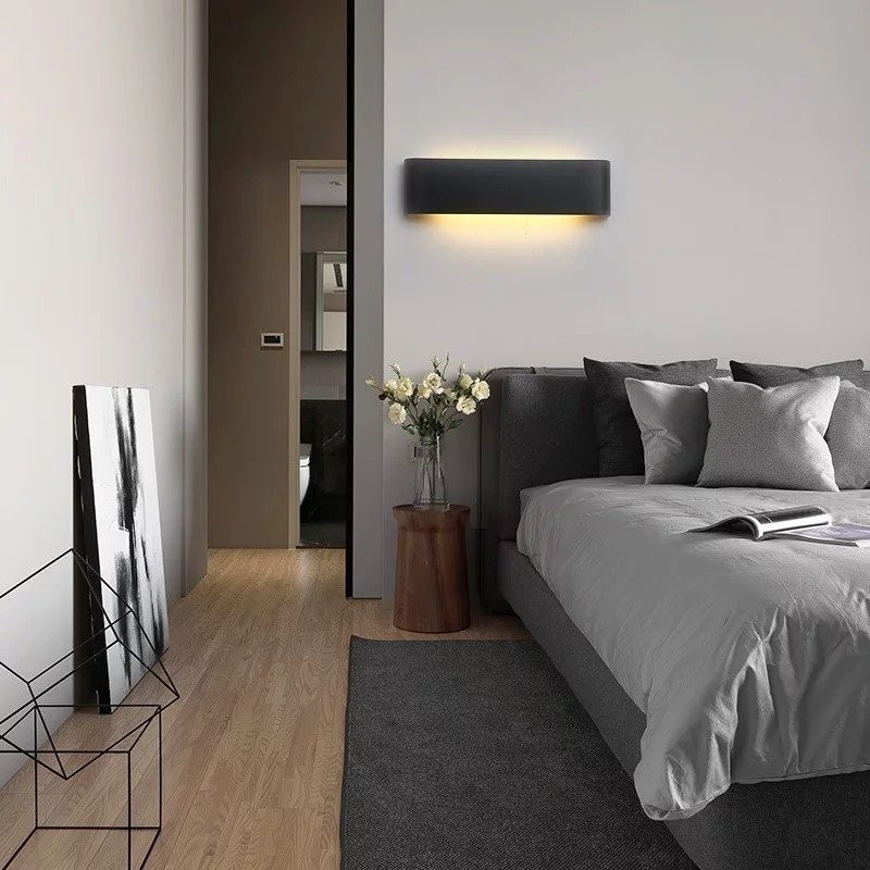 LED Sleek Wall Lamp
