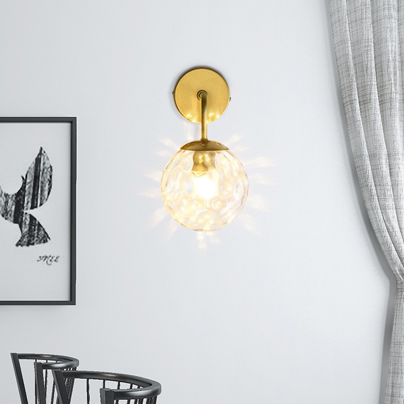 Miira Wall Light