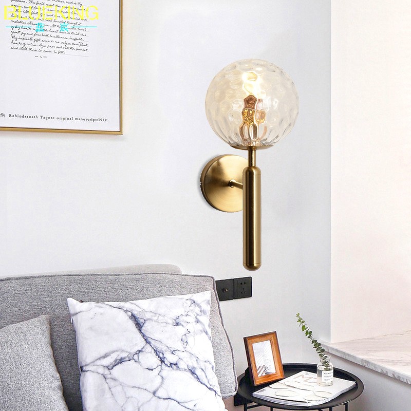 Miira Wall Light