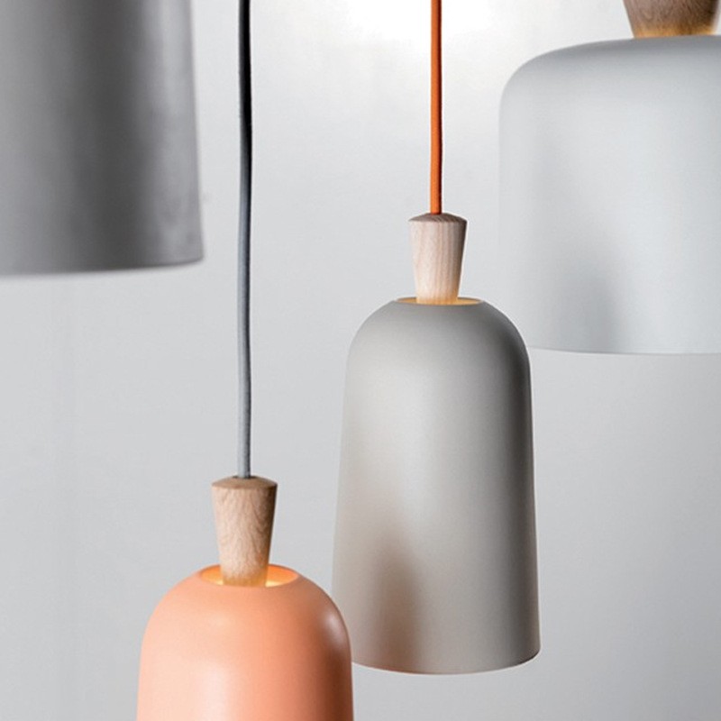 CARROT Scandinavian Pendant Light