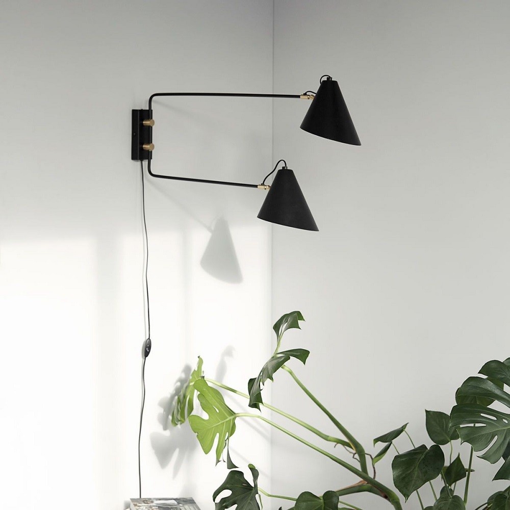 Club wall lamp