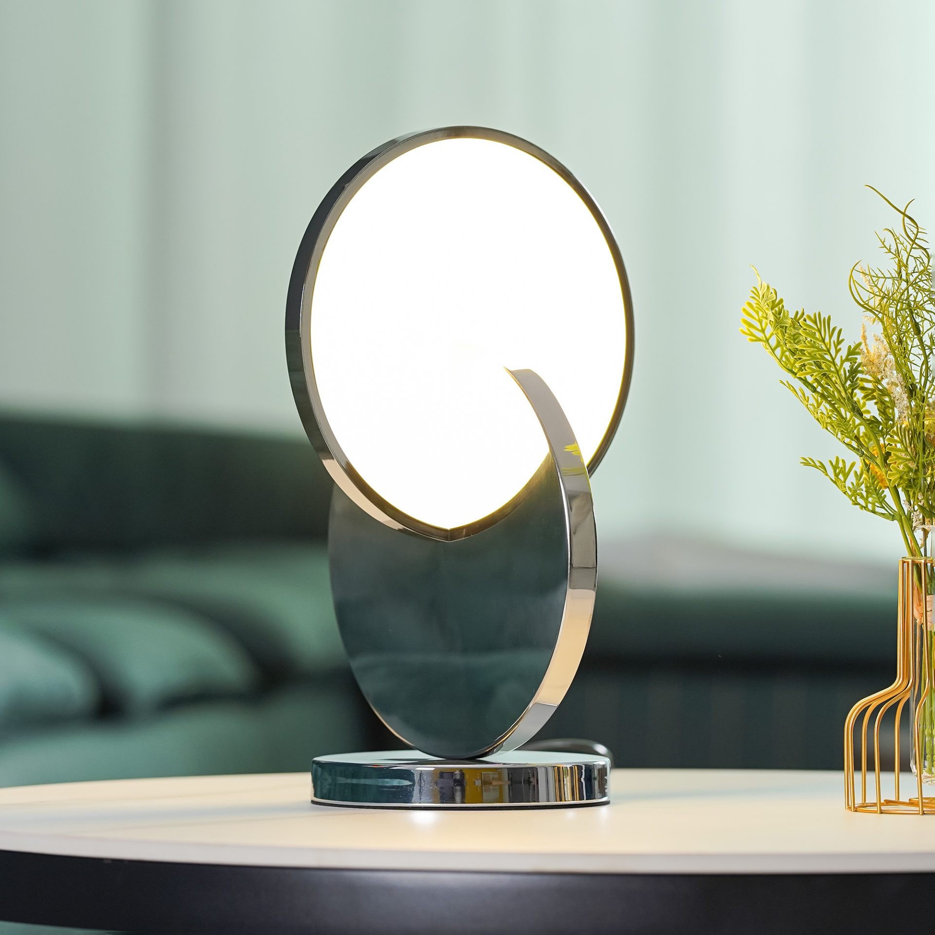 Eclipse Pendant Light