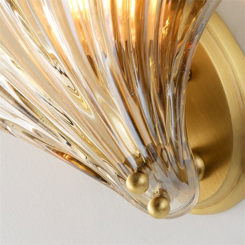 Shell Wall Light