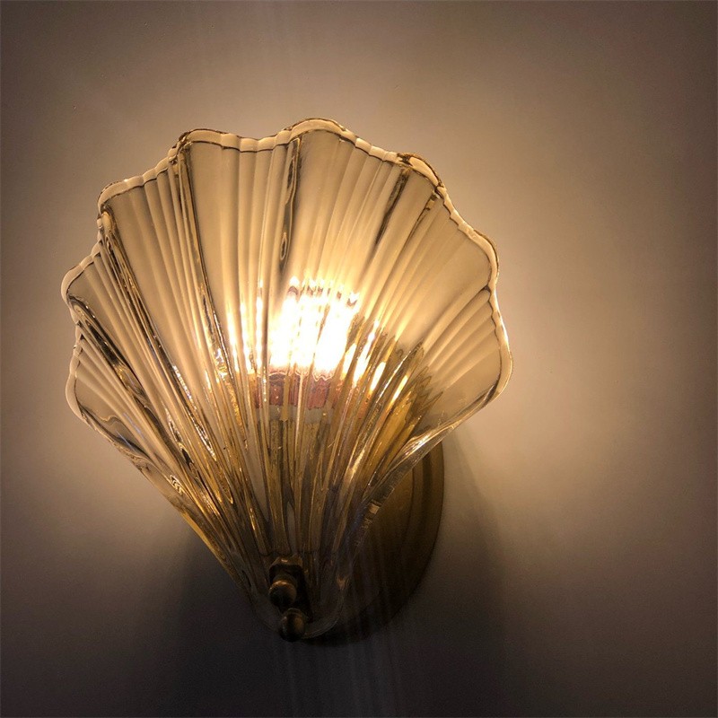 Shell Wall Light