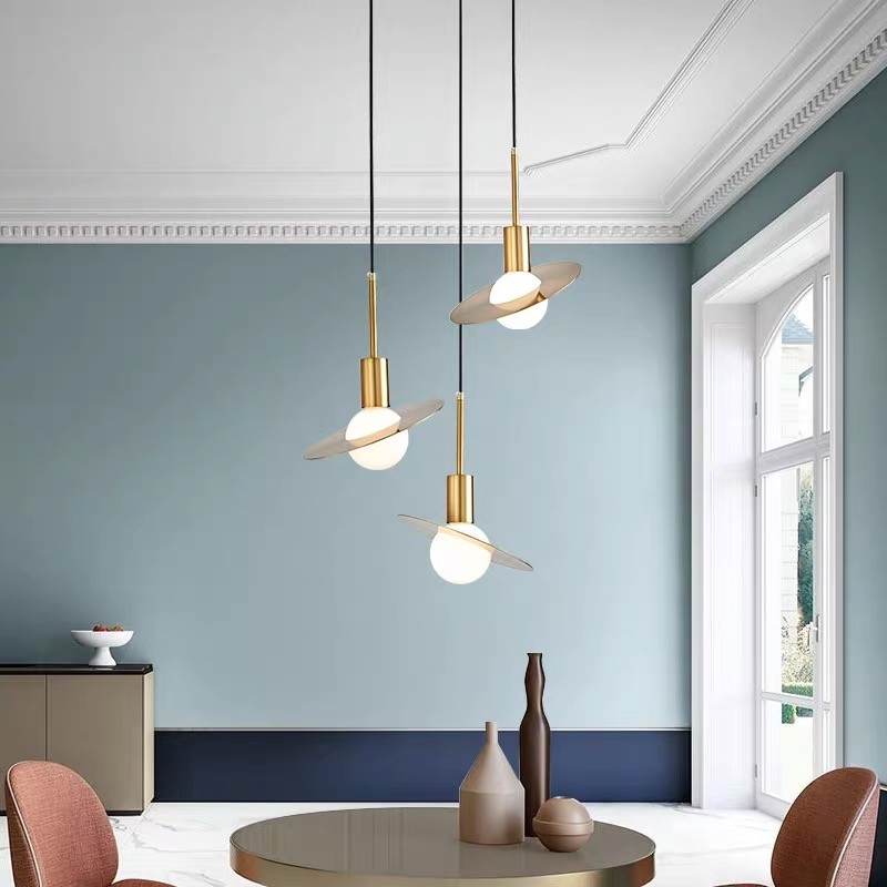 Saturne Pendant Light
