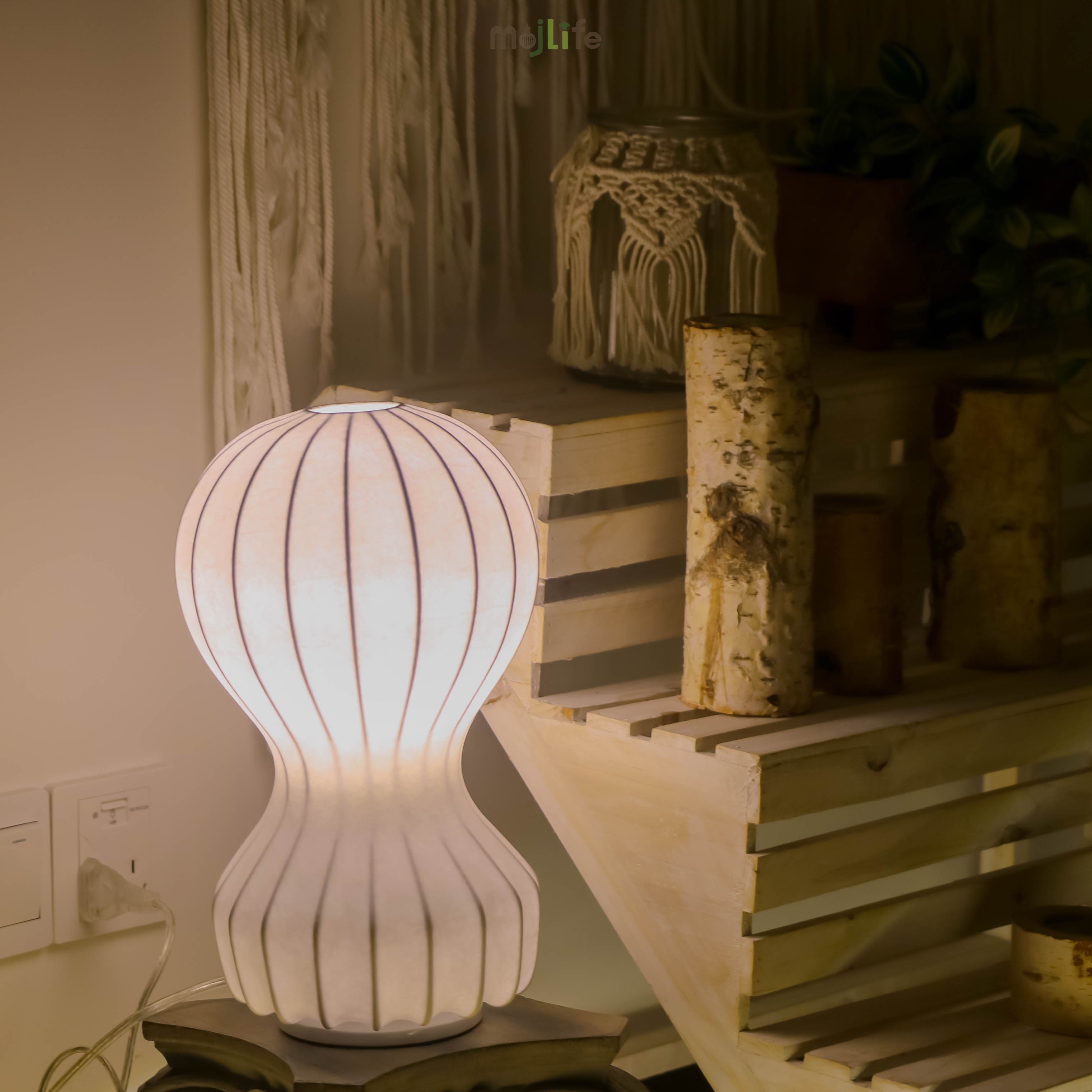 Gatto Table Lamp