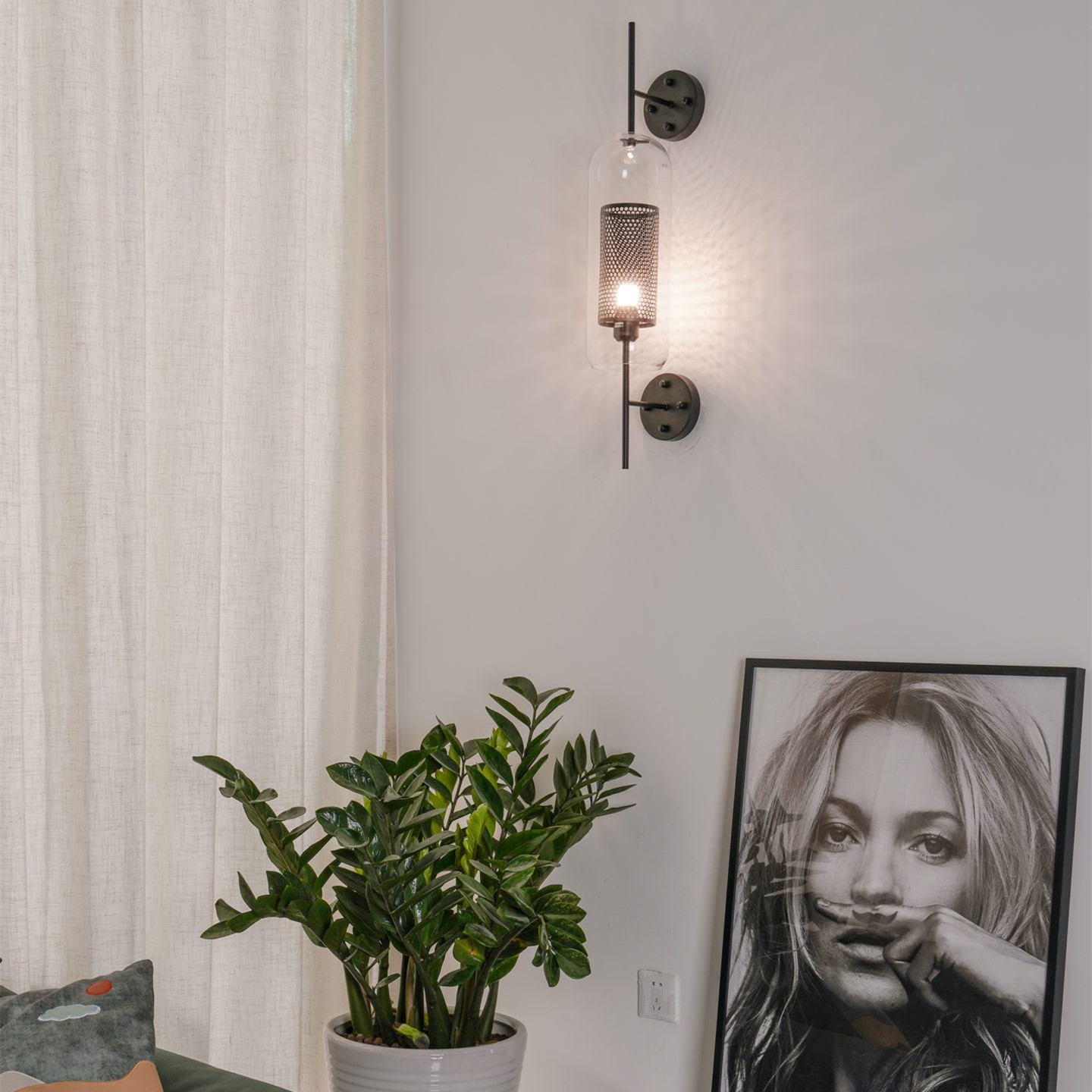 Chiswick Glass Wall Light