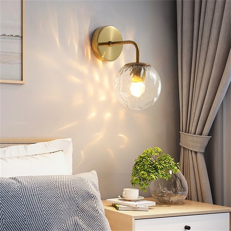 Miira Wall Light