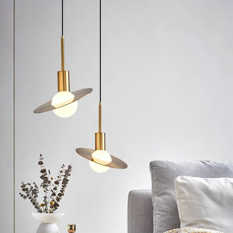 Saturne Pendant Light