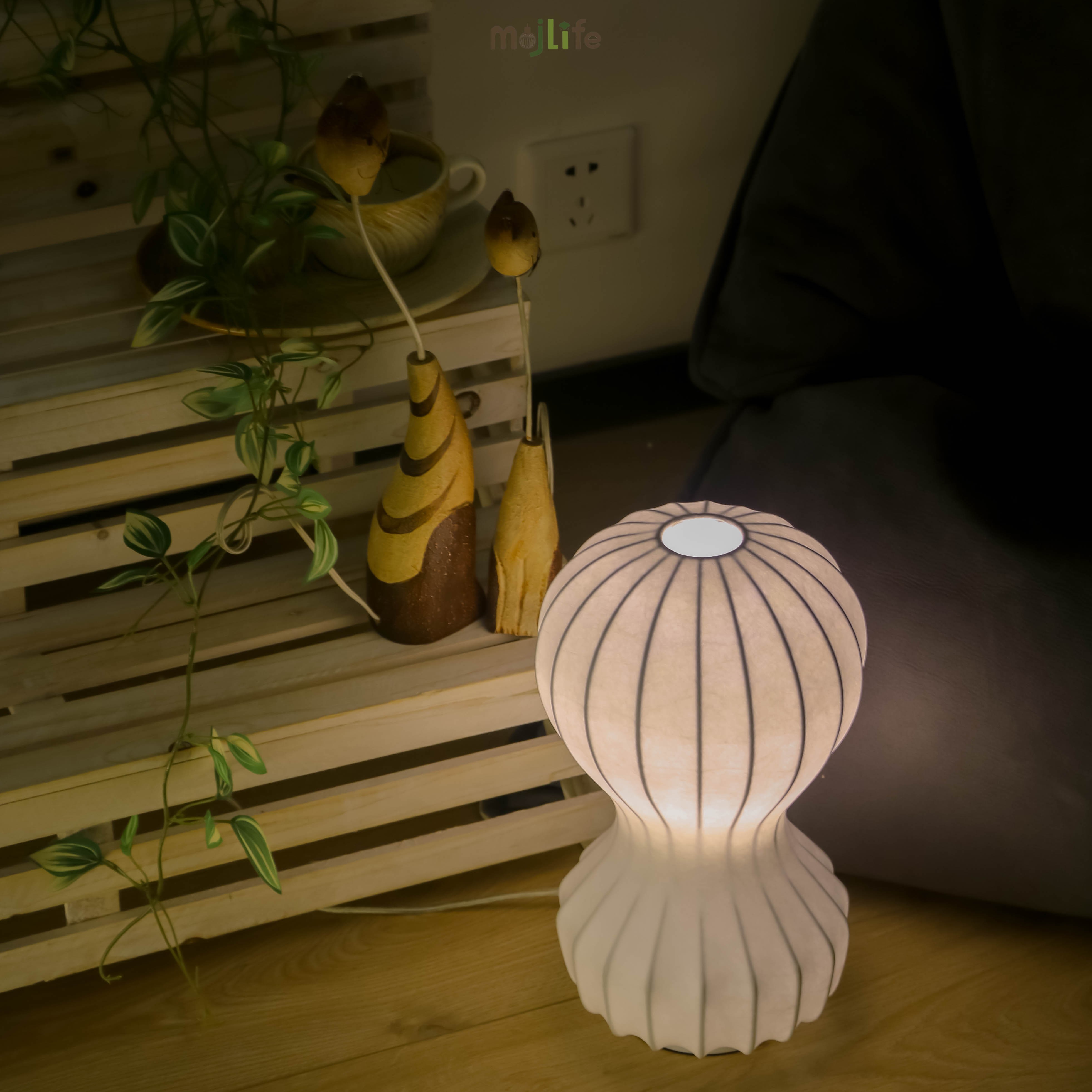 Gatto Table Lamp