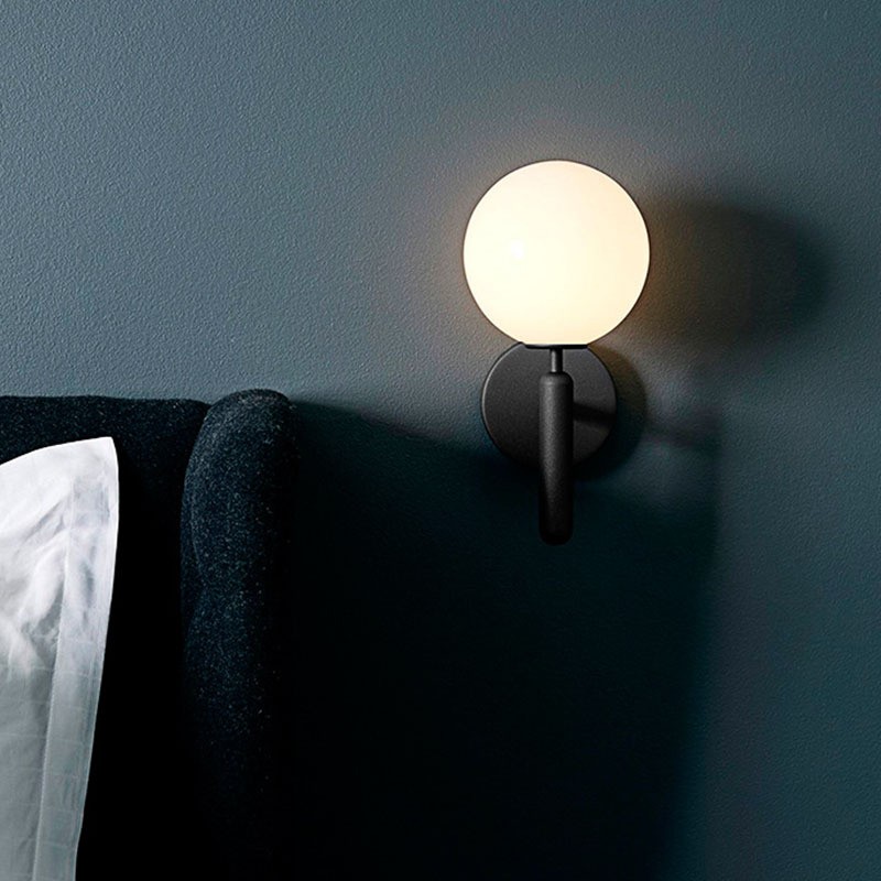 Miira Wall Light
