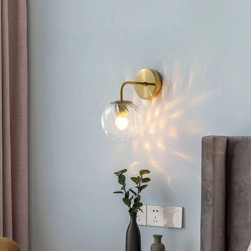 Miira Wall Light