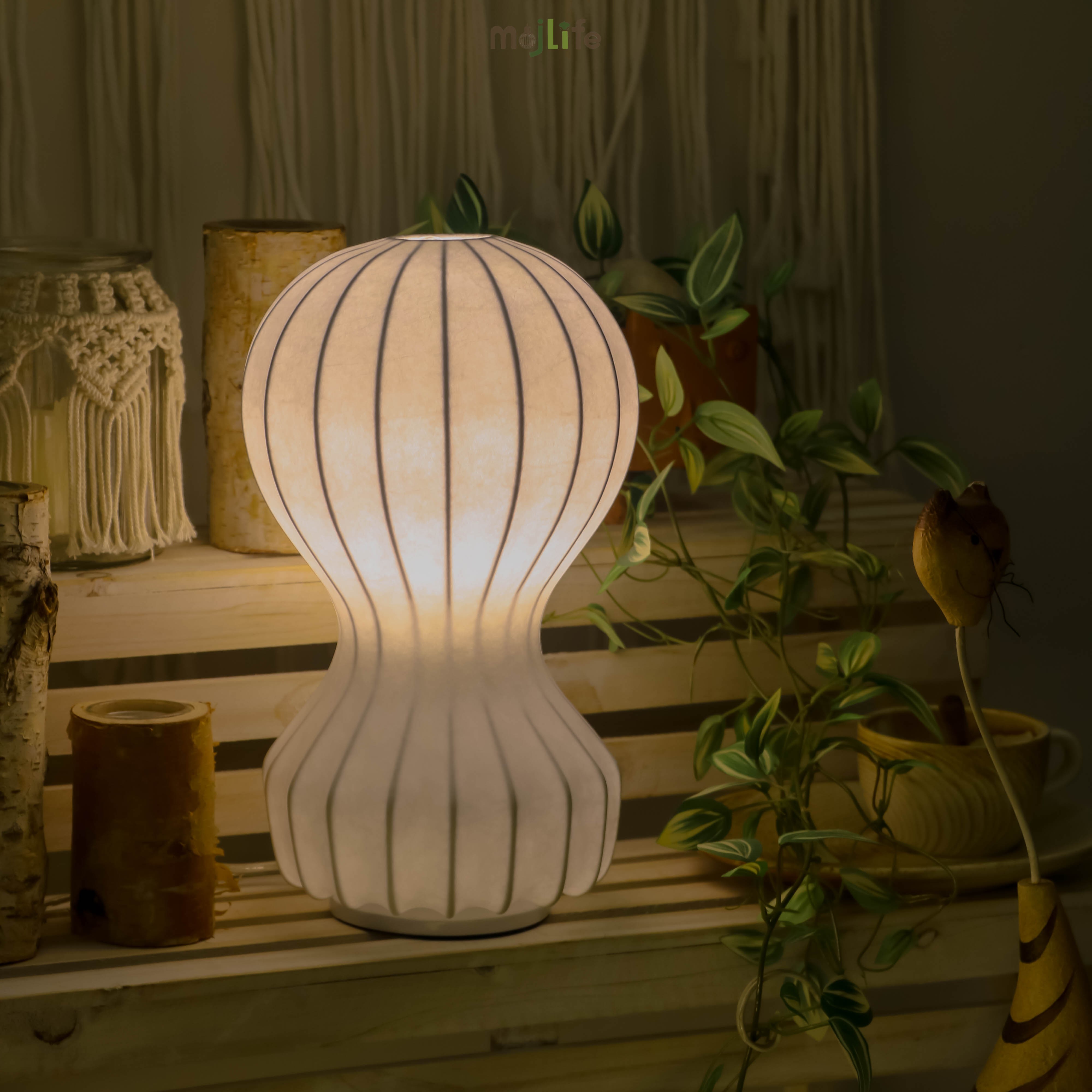 Gatto Table Lamp
