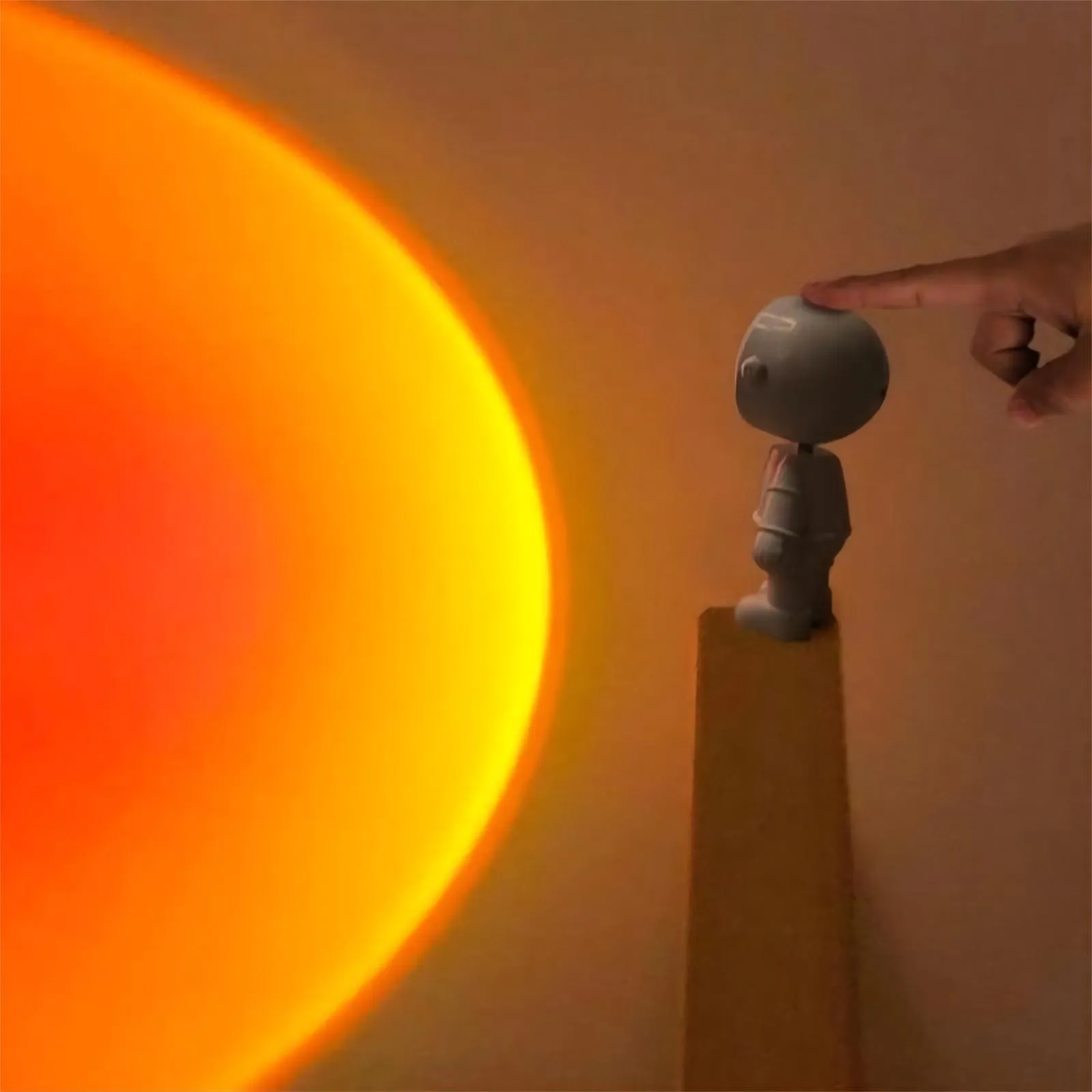 Astronaut Sunset Table lamp