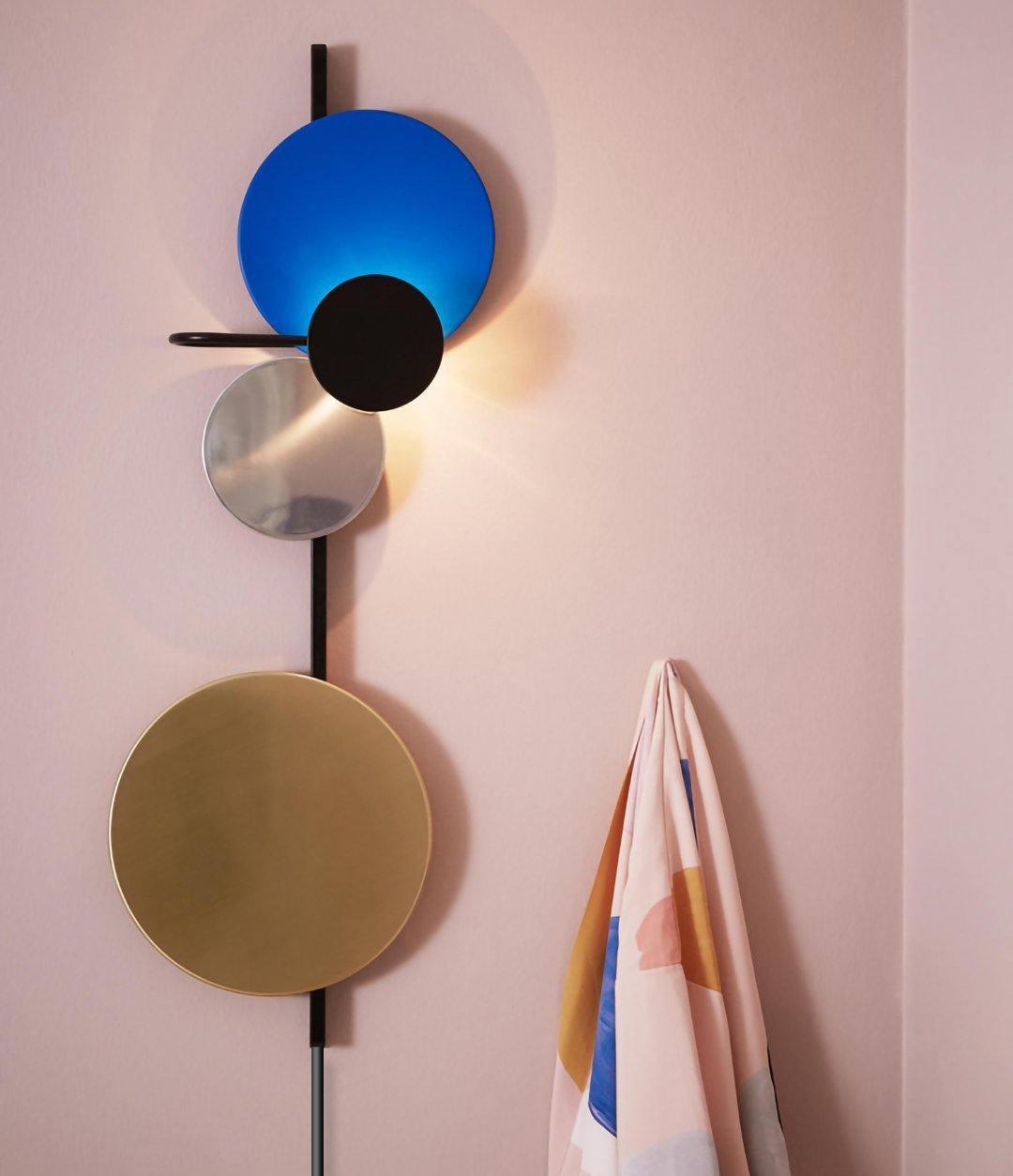 Planet Movable-Disc Plug-In Wall Light - product image 3